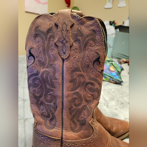 Dark brown justin boots - Picture 3 of 8